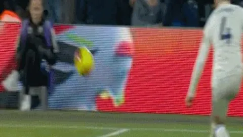 CCTV5现场转播：浙江对阵深圳战，拜合拉木缺席，王钰栋对决安永佳，埃杜迎战布彭扎